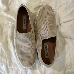 Steve Madden Slide ons